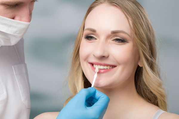 Dental Veneers: Thinking About Getting The Procedure?